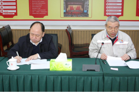 1576111416319661.png blob.png