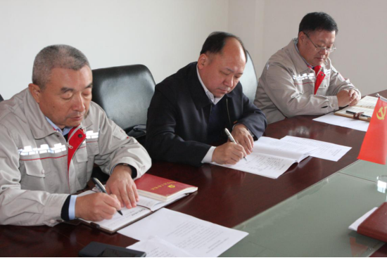 1576111462610744.png blob.png